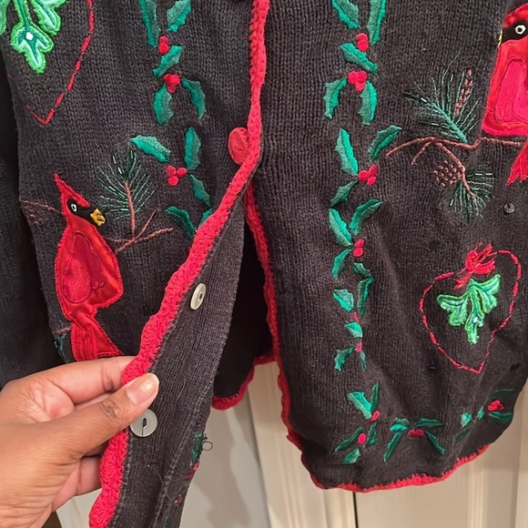 Basic Editions ugly Christmas sweater. Size small - Picture 4 of 5